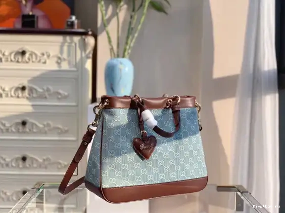 First bag ru bag Tote GUCCI 0509